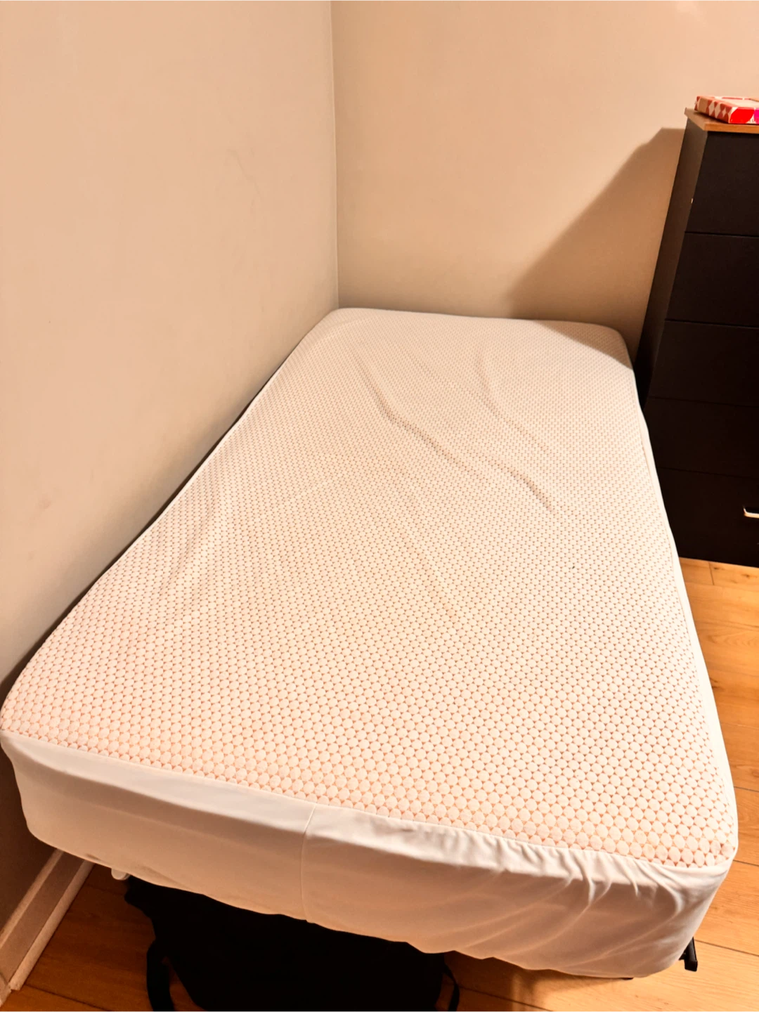 Single Bed Frame and Organic Cotton Mattress - photo 3