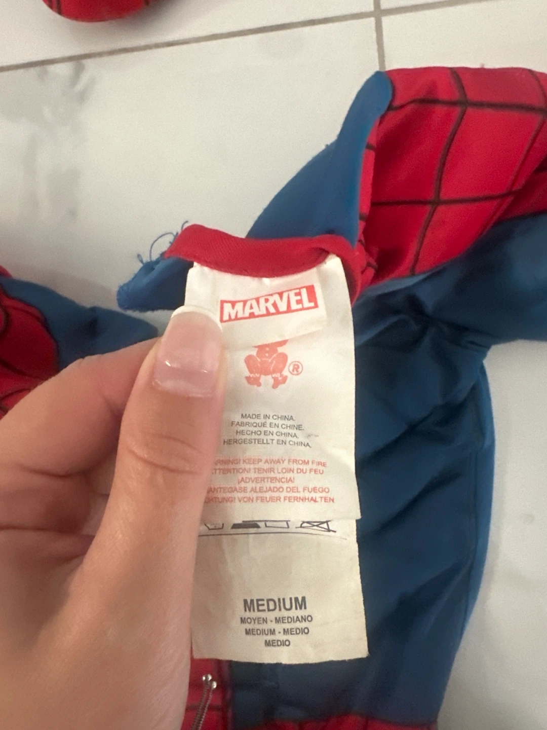 Spider-Man Costume with mask - photo 4