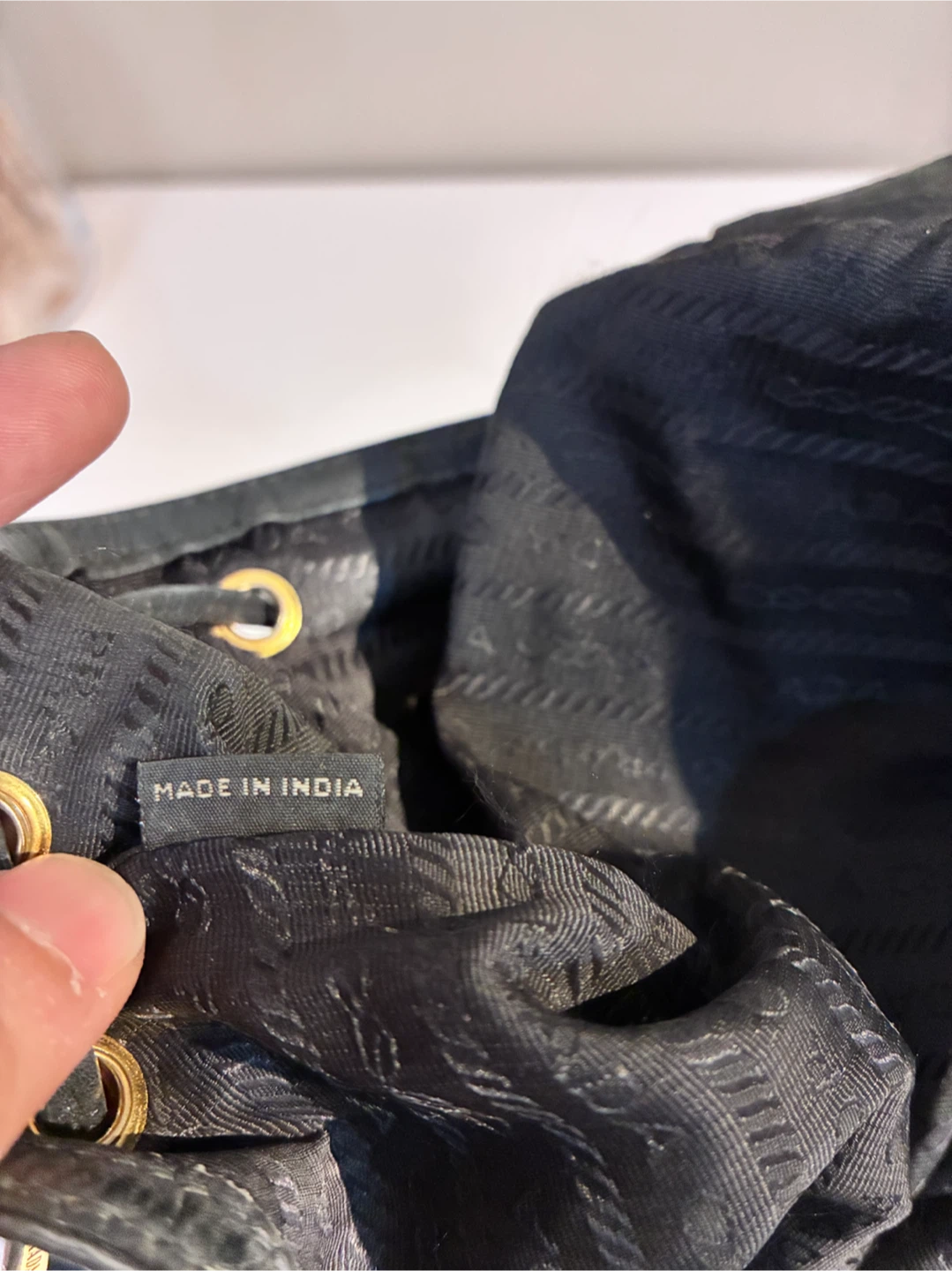 Prada bucket bag crossbody - photo 3