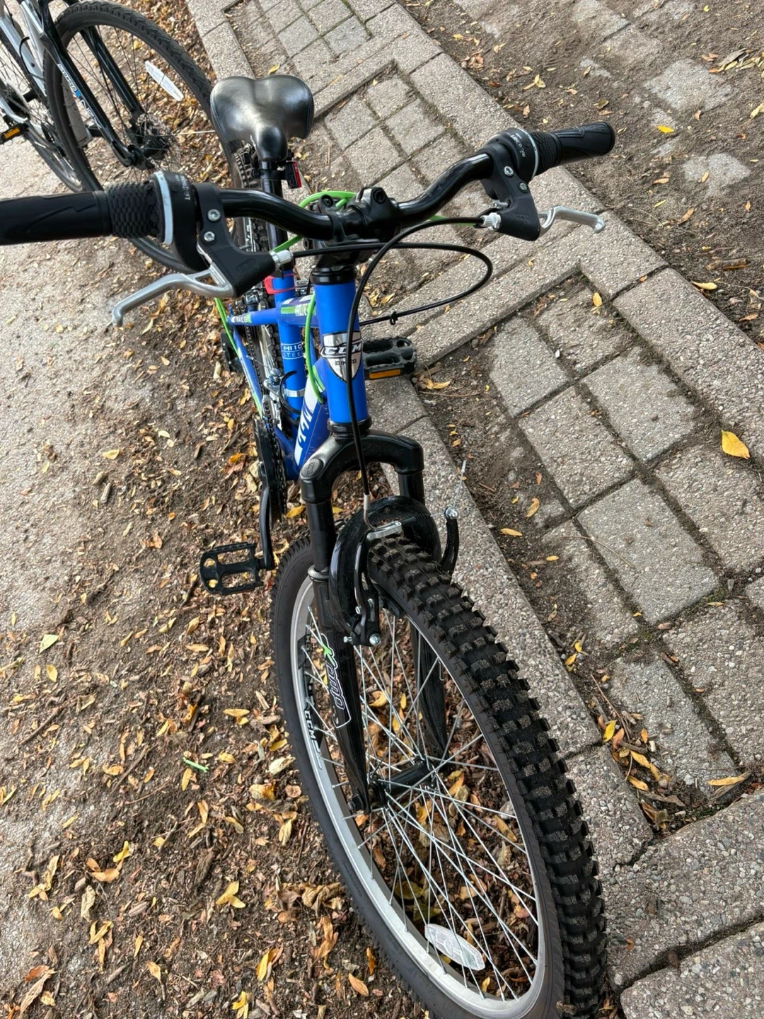 CCM Hardline 24 Mountain Bike - photo 2
