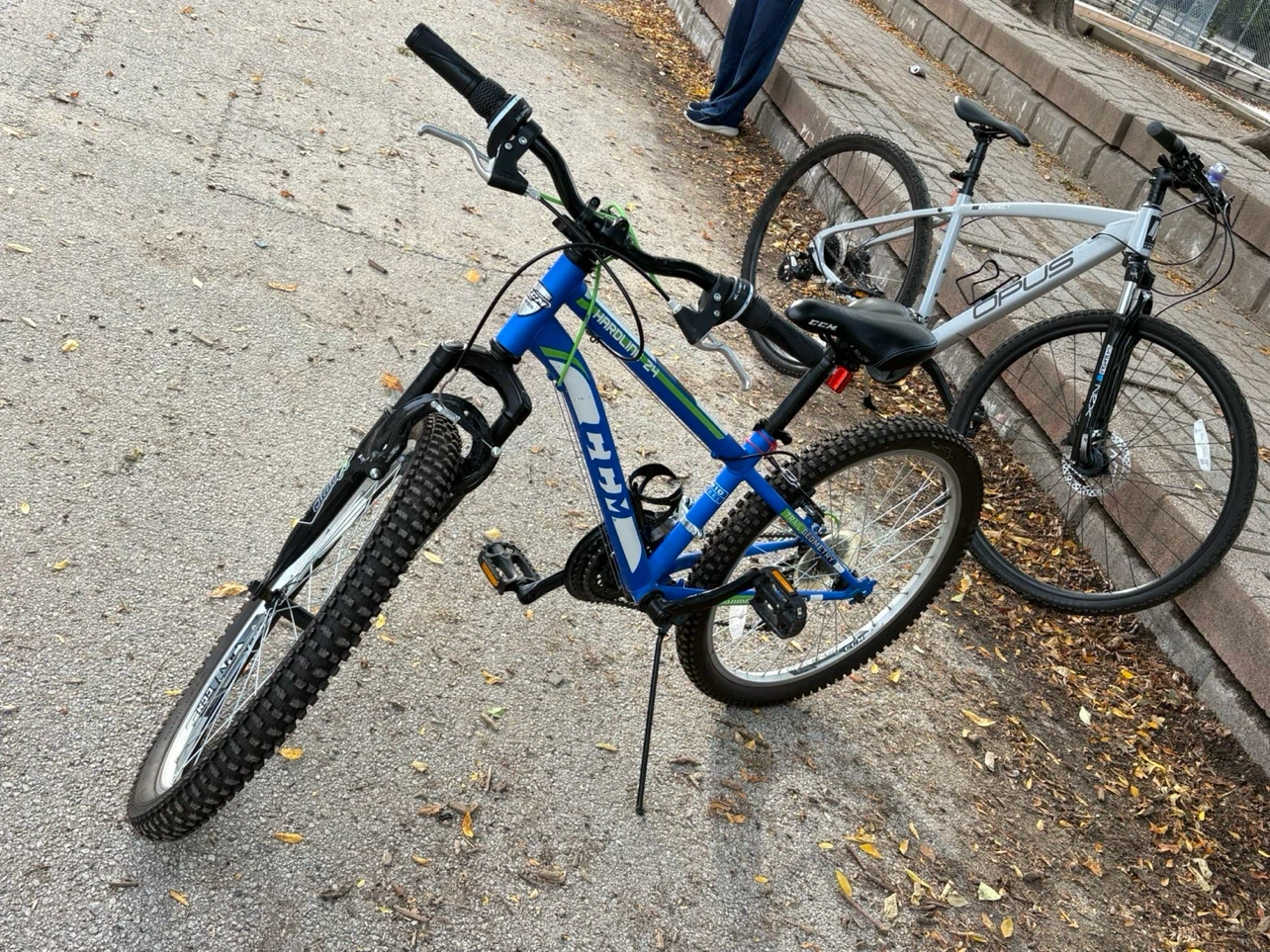 CCM Hardline 24 Mountain Bike - photo 3