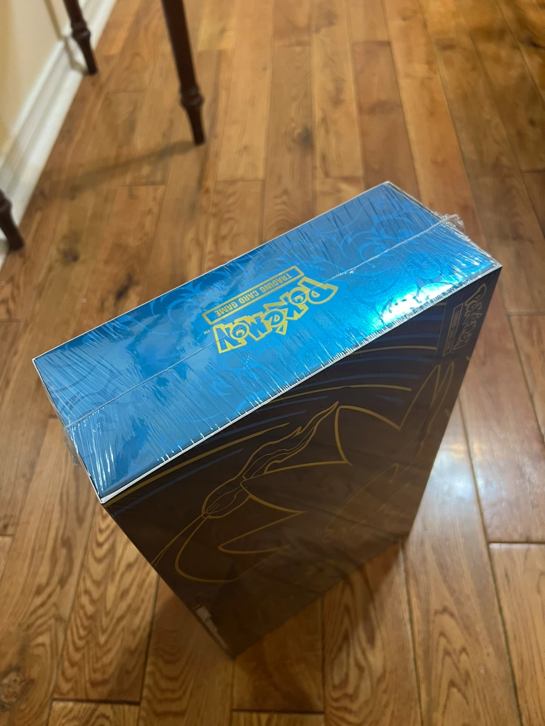 Pokemon Mega Charizard X Ultra-Premium Collection - photo 4