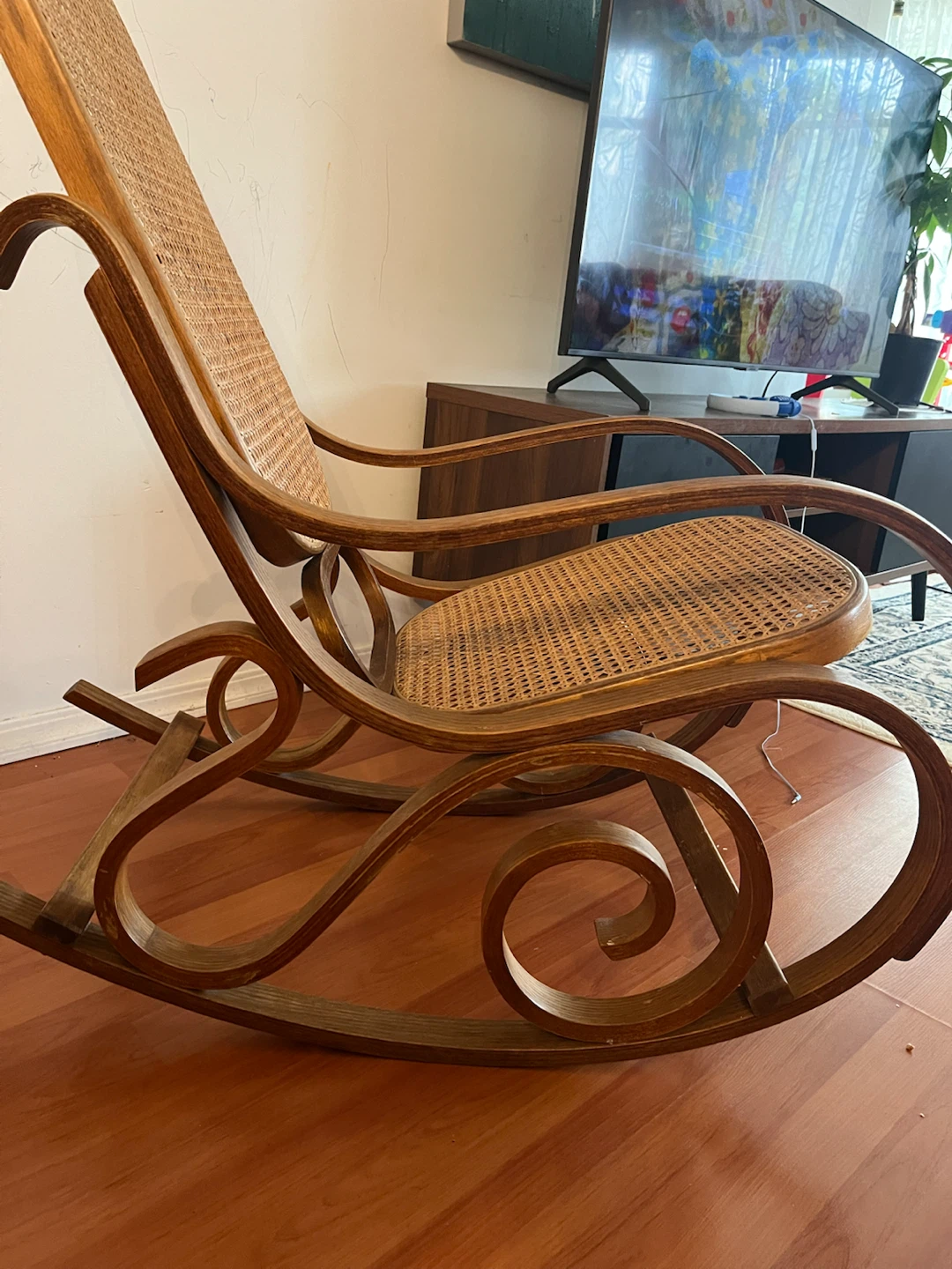 Bentwood Rattan Rocking Chair - photo 2
