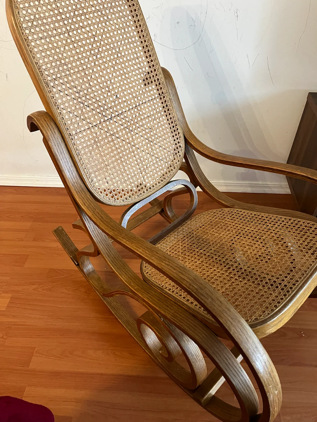 Bentwood Rattan Rocking Chair - photo 4