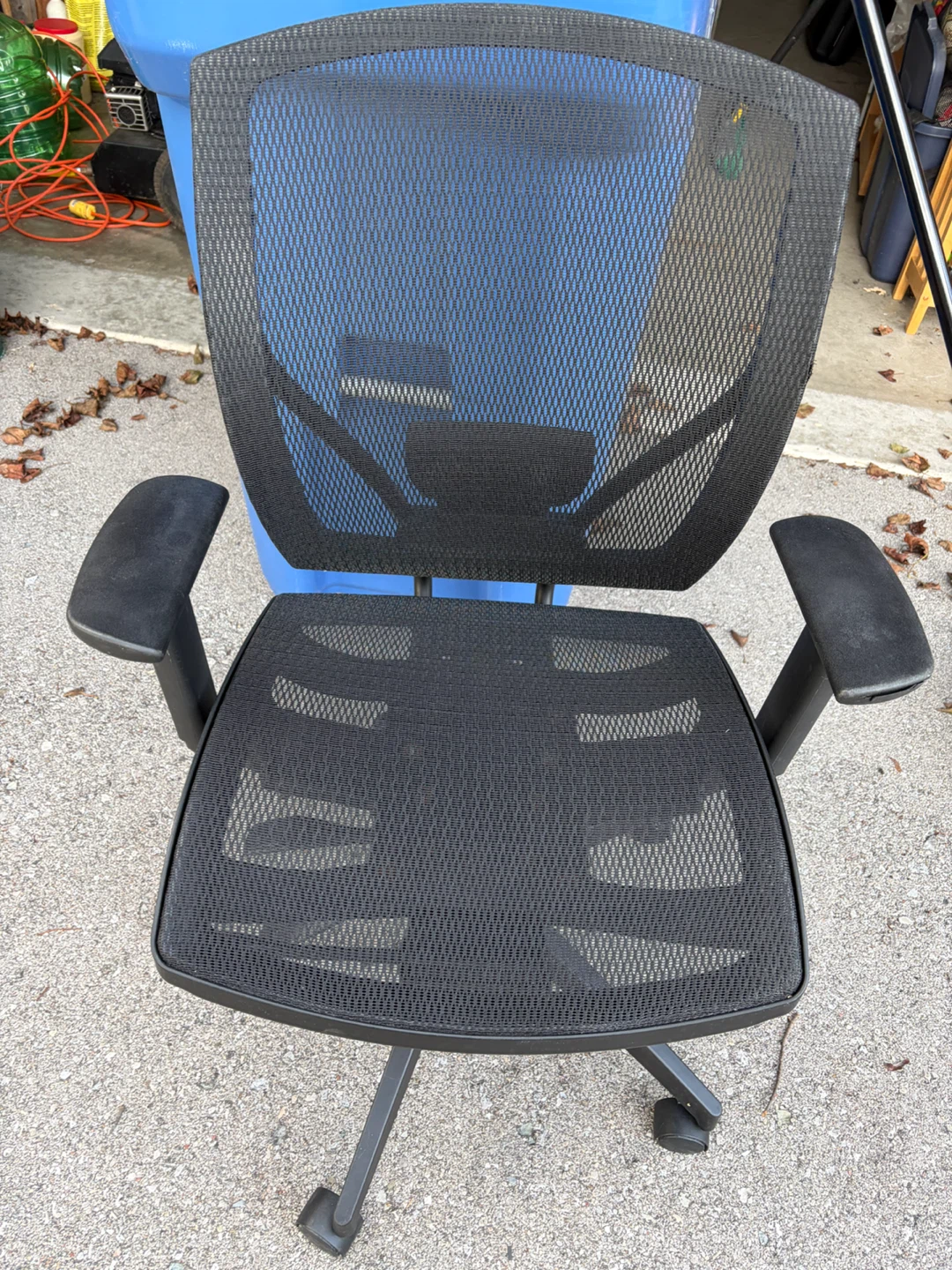 Black Ergonomic Mesh Office Chair, heavy duty, super strong - photo 5