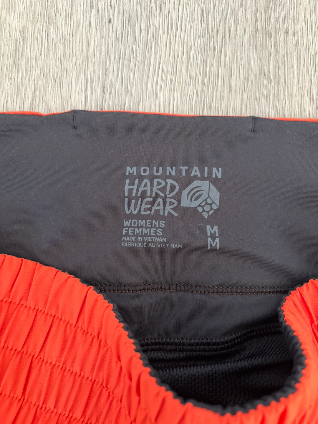 Mountain Hardwear Women's Shorts - Medium - photo 4