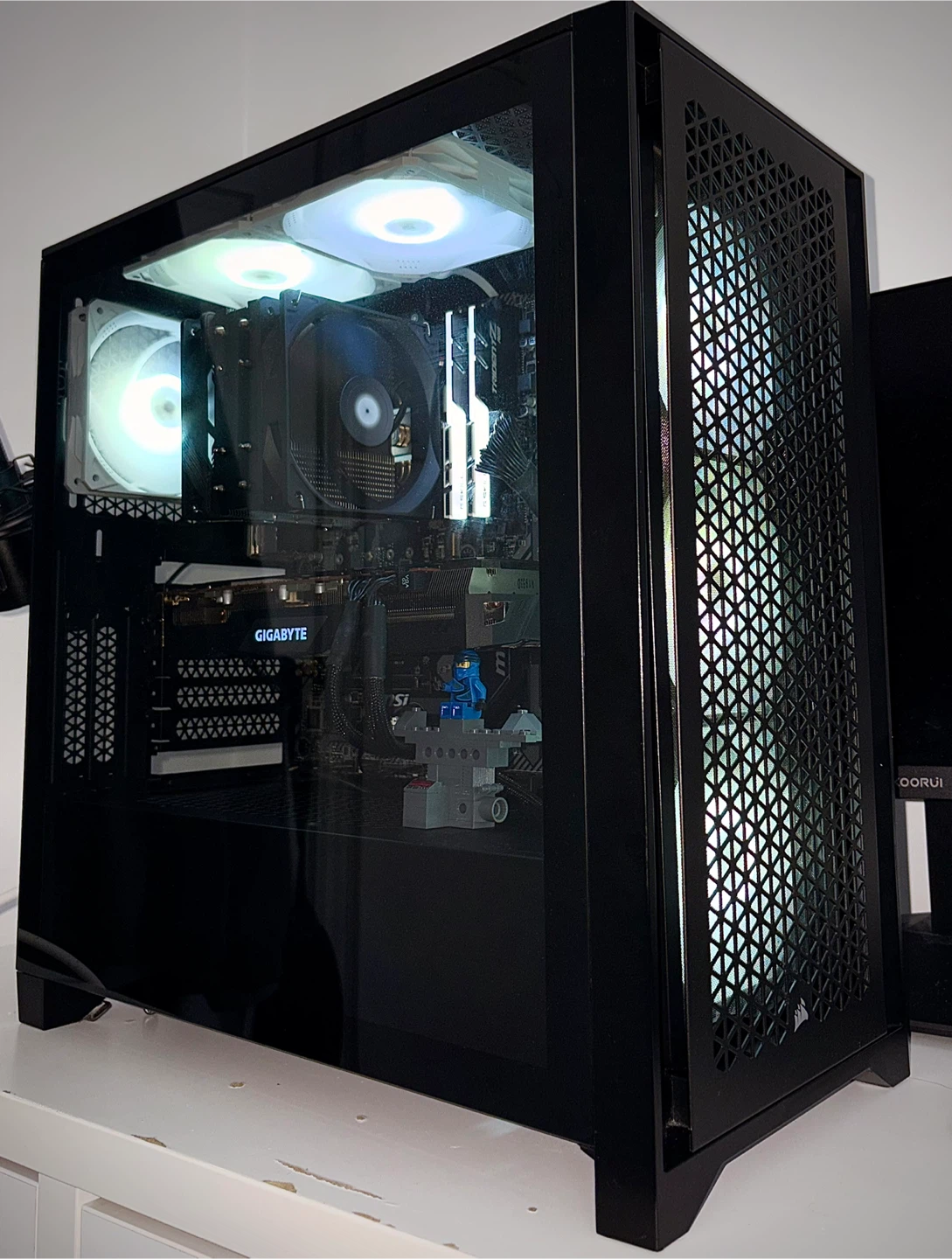 Gaming PC - Ryzen 5 3600 | RX 5700XT | 16GB RAM | 256GB SSD