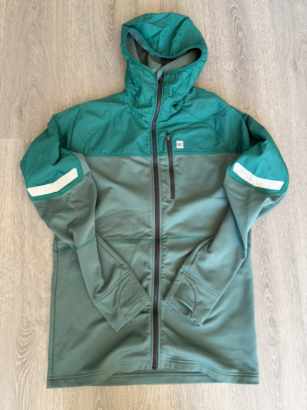 MEC Men's Hooded Jacket Green - photo 2