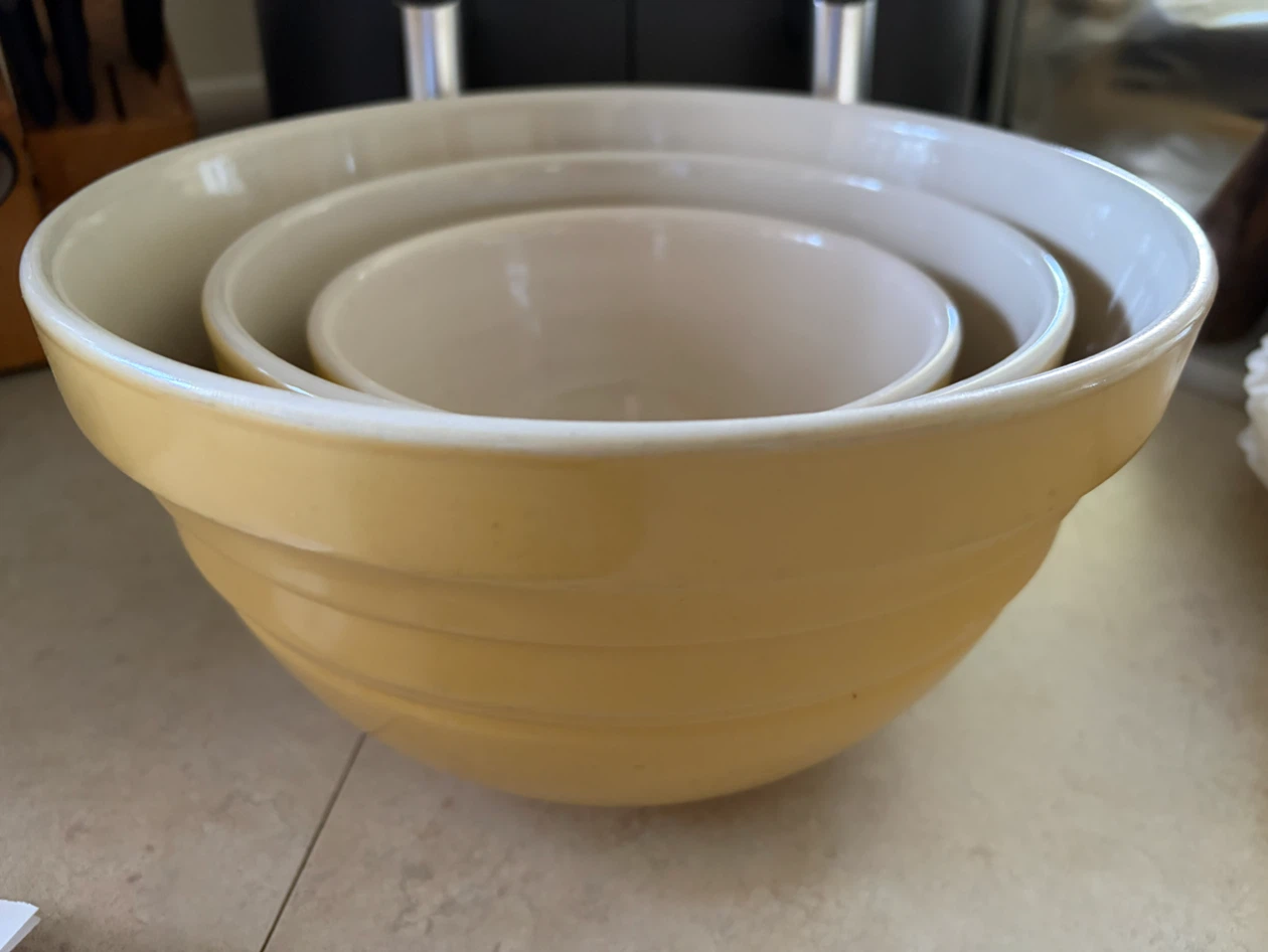 Paderno nesting mixing bowl set