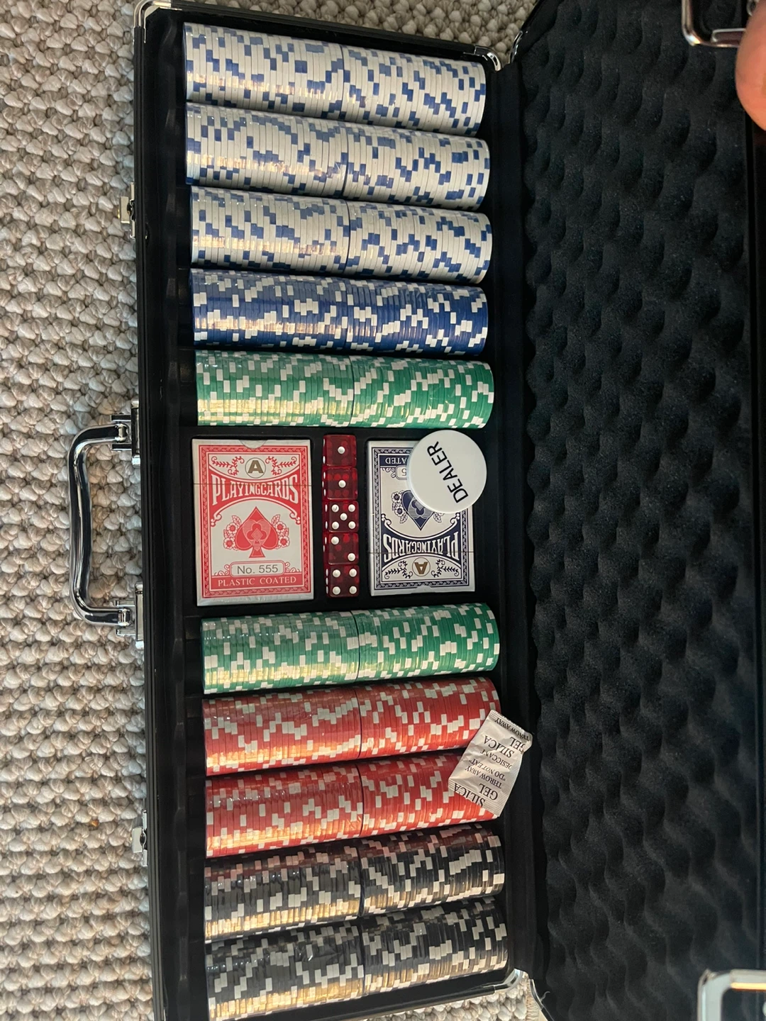 CHH Games 500-Piece Casino Poker Chip Set - photo 2