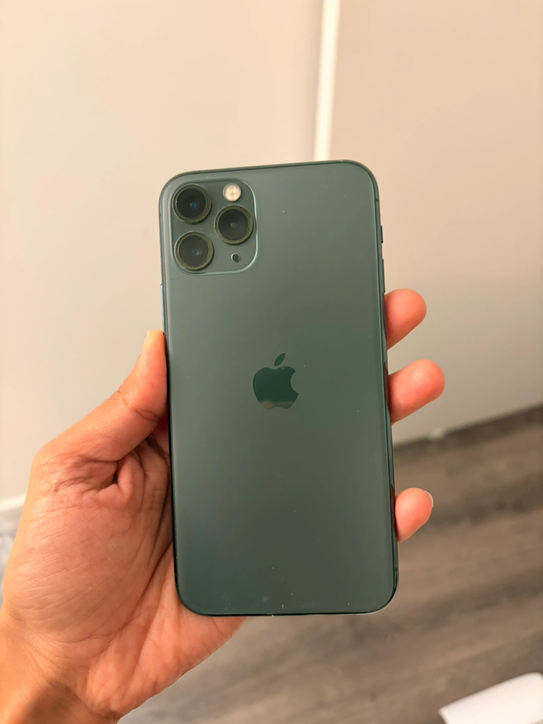 Apple iPhone 11 Pro 256GB Midnight Green