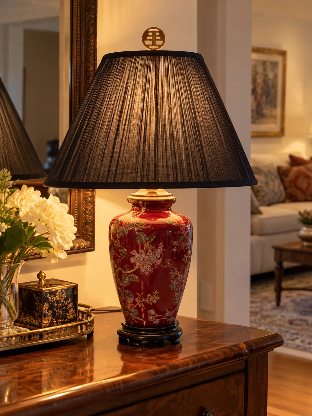 Red Chinoiserie Ceramic Table Lamp