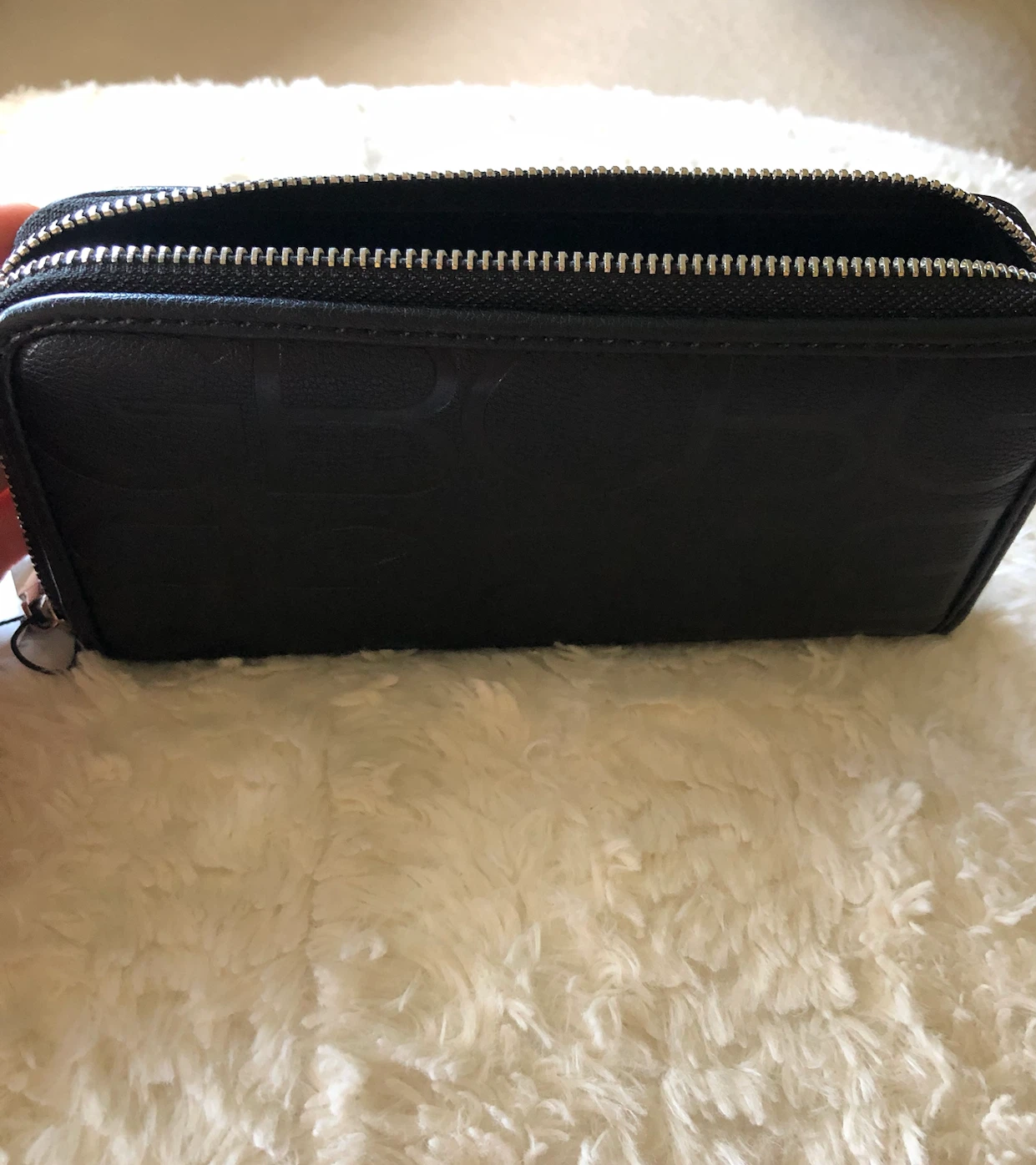 BCBG Generation and Guess Wallets - photo 5