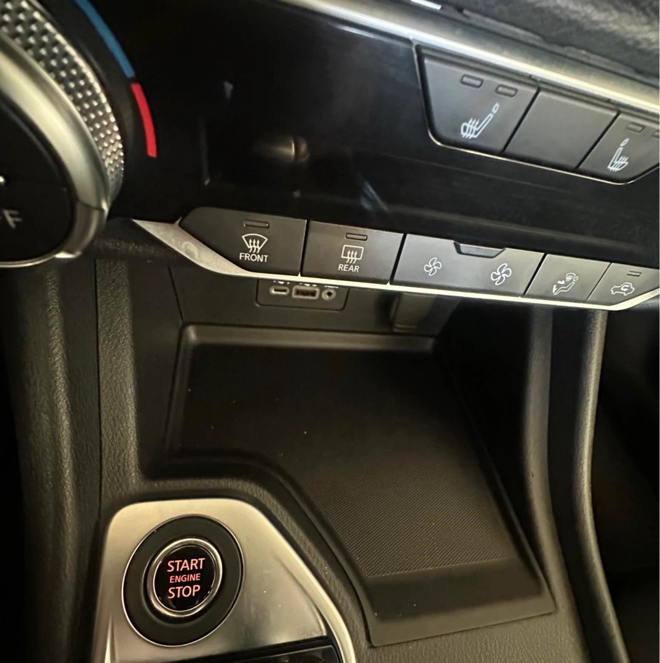 Nissan Sentra sedan 2021 ONLY 29,592 KM!!! - photo 4