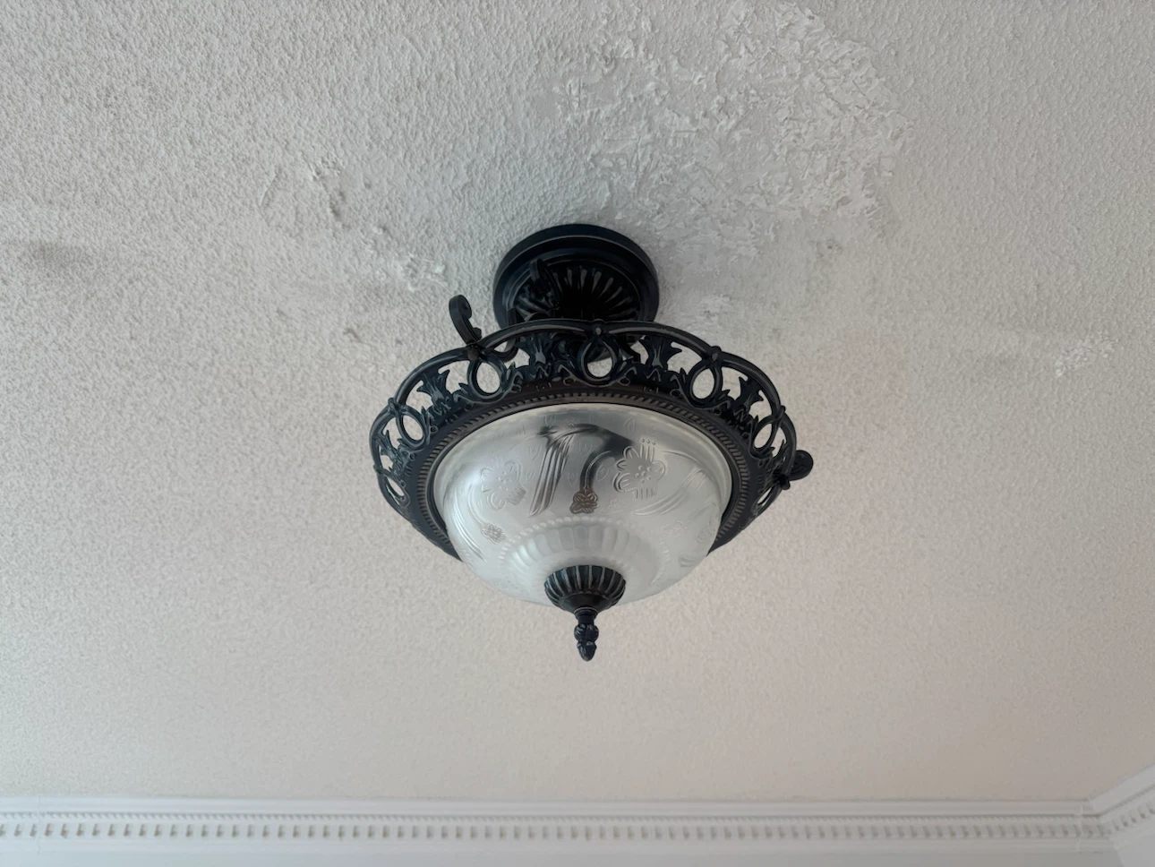 Vintage Style Flush Mount Ceiling Light