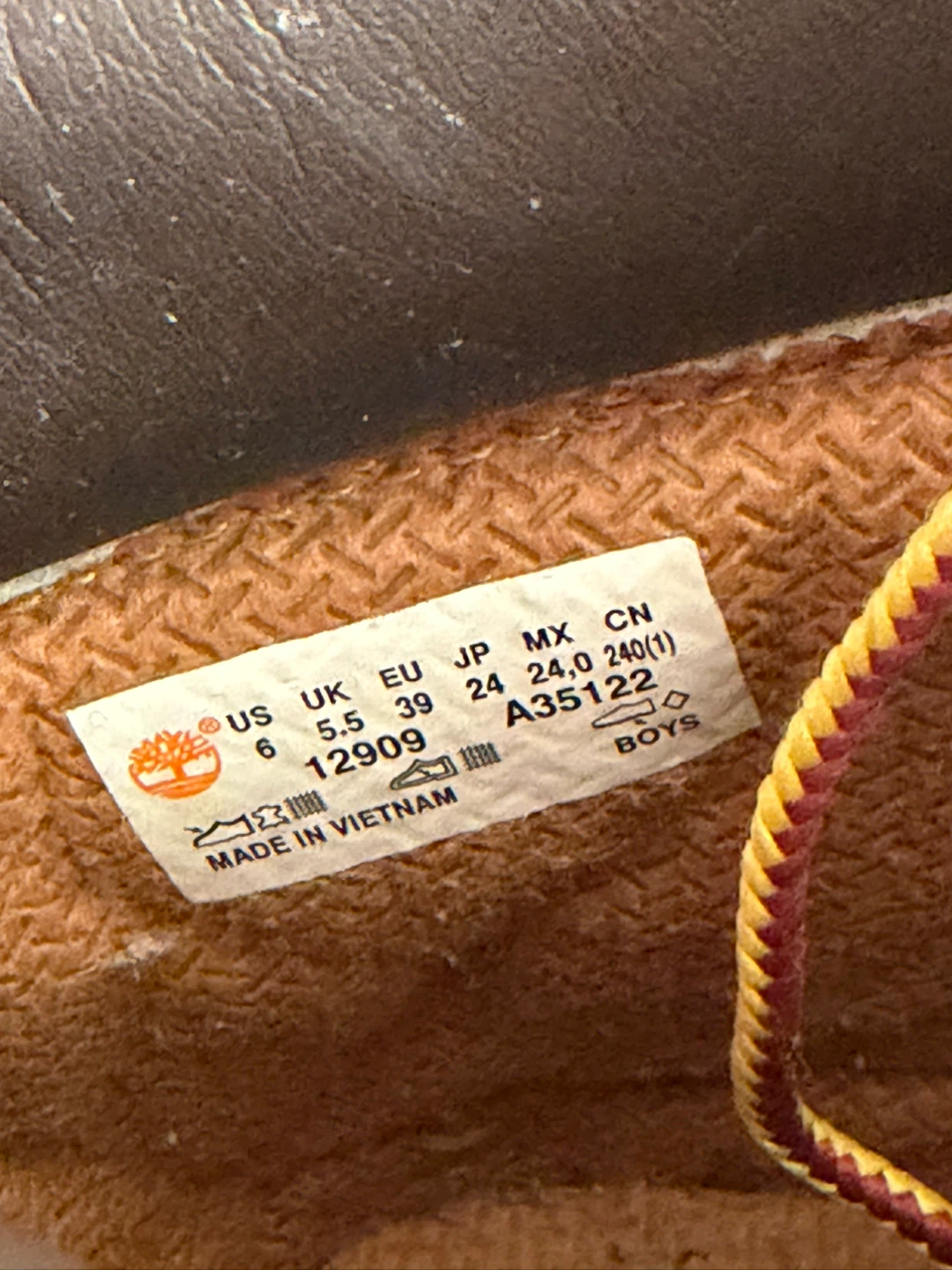 Timberland Boys' Classic Boots, Wheat - photo 2