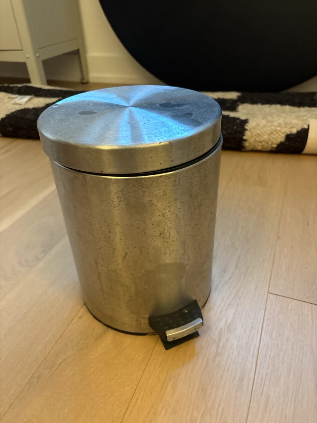 Stainless Steel Pedal Trash Can 11inches tall