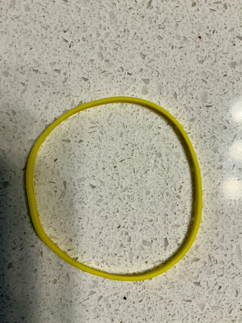 Single yellow rubber band