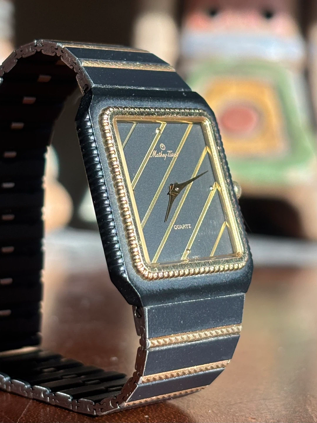 Mathey-Tissot Quartz Watch untested no battery - photo 2