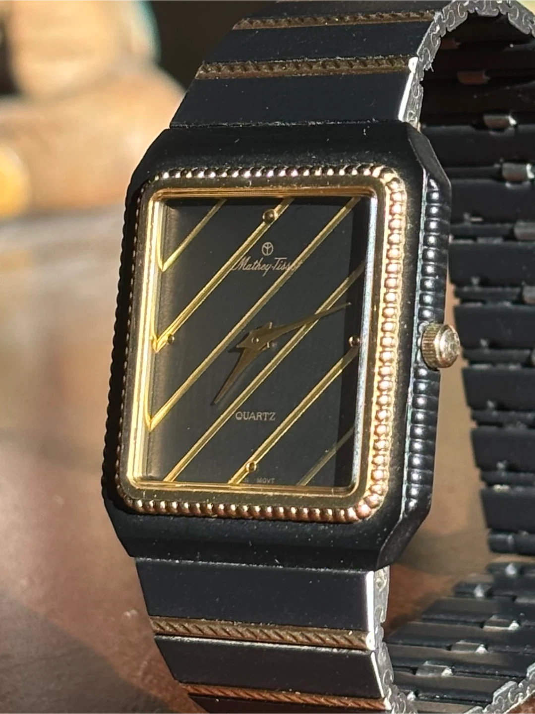 Mathey-Tissot Quartz Watch untested no battery - photo 3