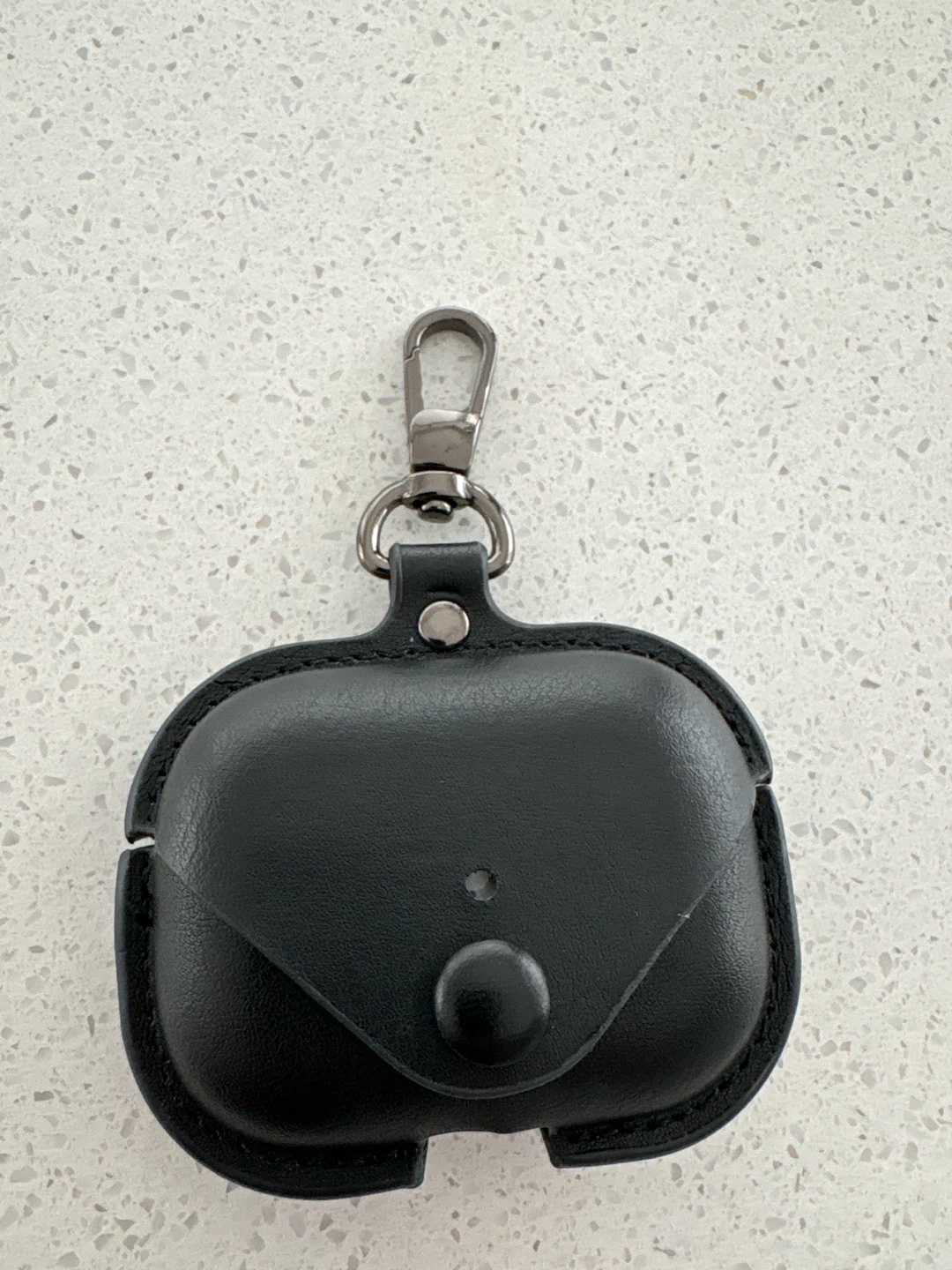 Apple AirPods Pro with Charging Case - photo 4