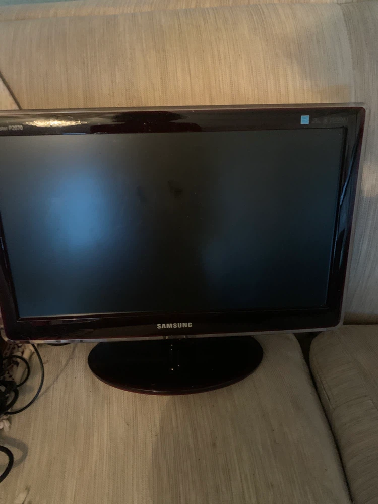 Samsung SyncMaster P2070 Monitor