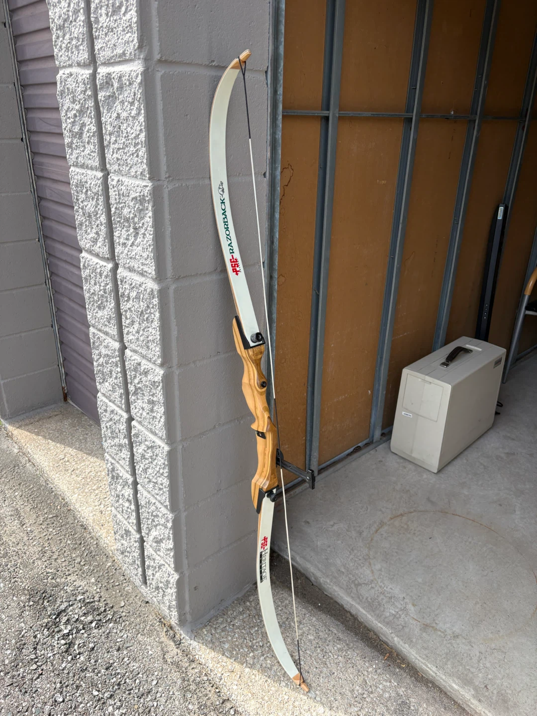 PSE Razorback Recurve Bow - photo 2