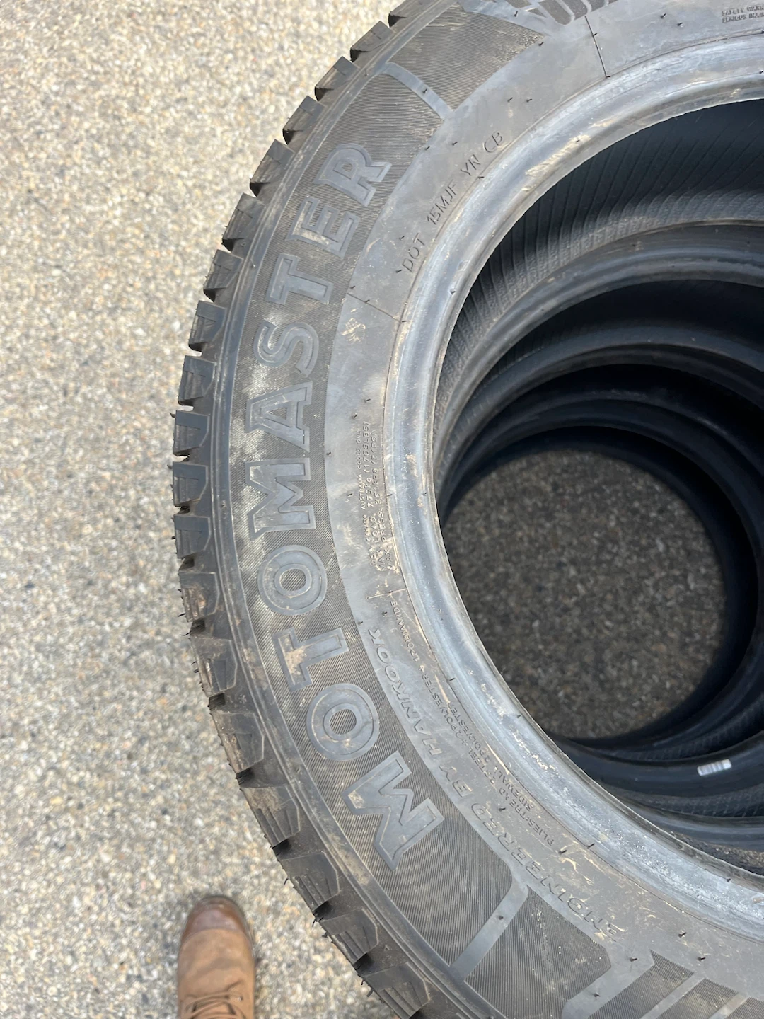 225/60R17 Motomaster Winter Edge - photo 3