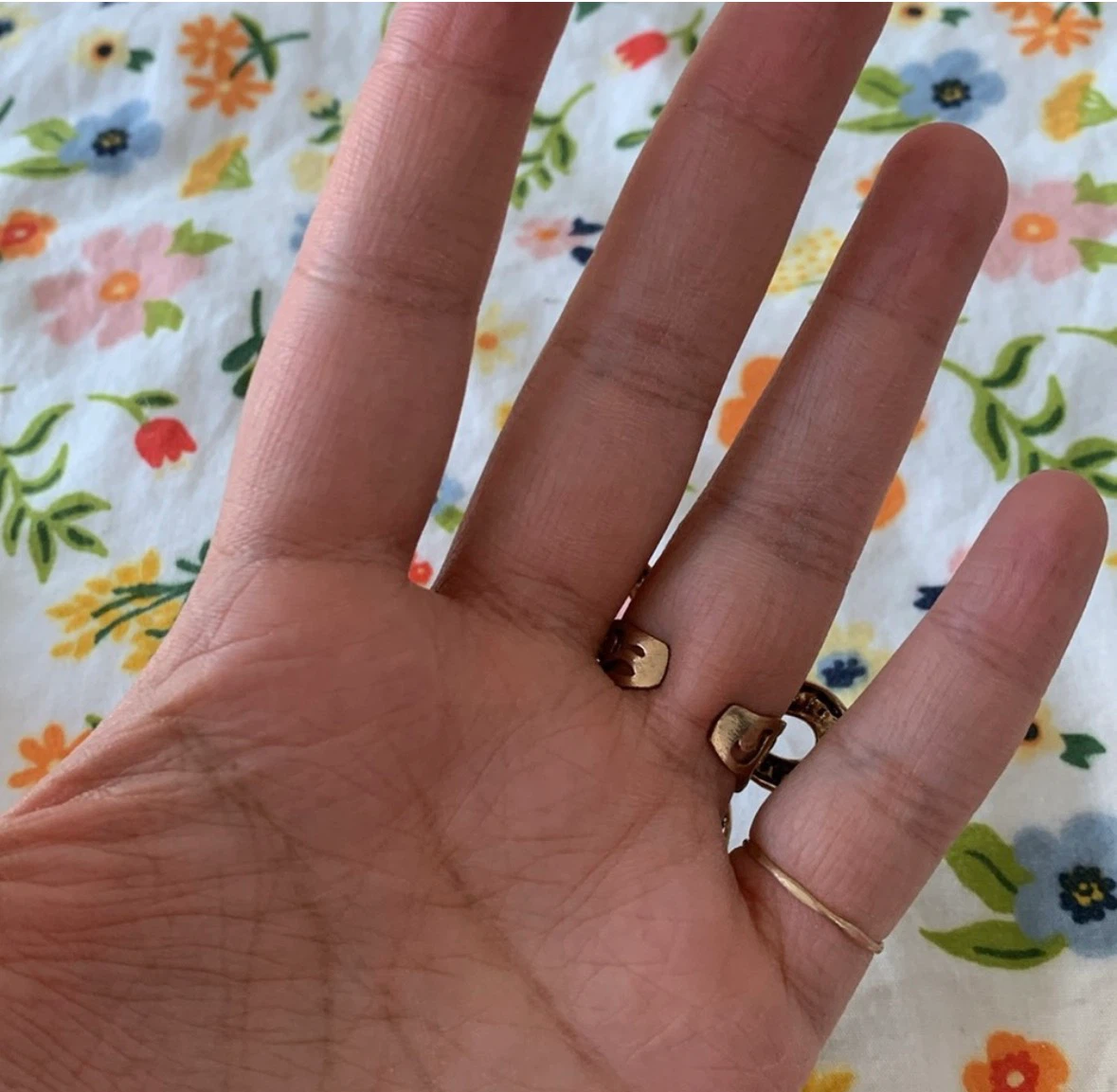 Vintage-Style Pearl Flower Statement Ring - photo 2