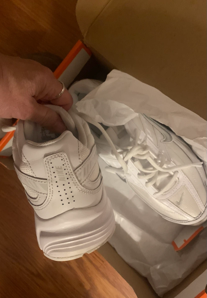 Nike Initiator Running Shoes Ladies size 8.5 - photo 3