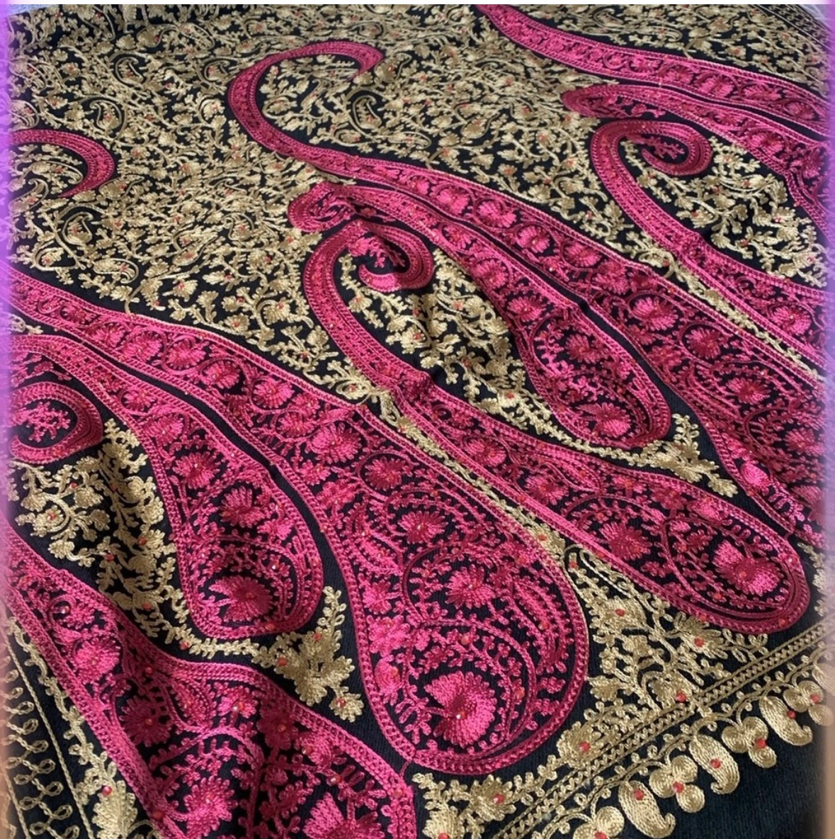 Embroidered Pashmina Shawl - photo 5