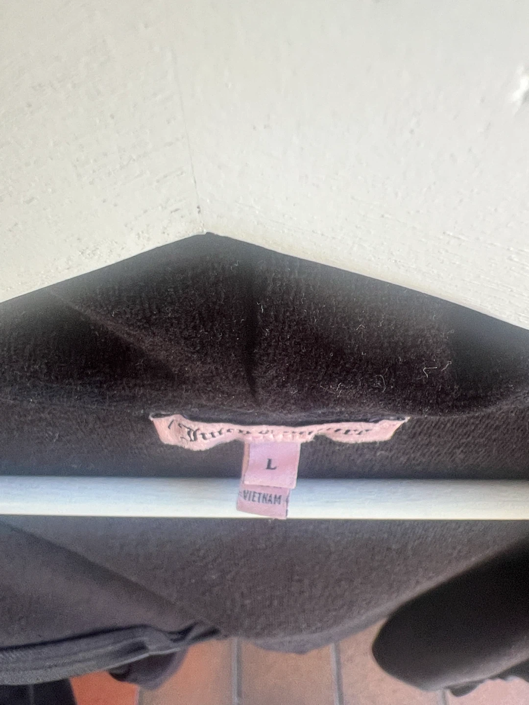 Juicy Couture Black Velour Hoodie Size L - photo 3