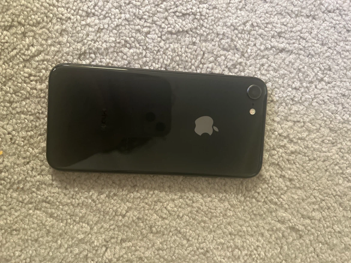 Iphone 8 64GB used good - photo 2