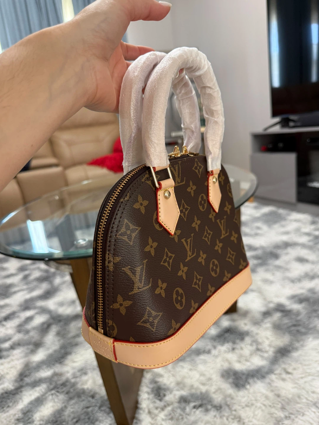 Louis Vuitton Alma BB Monogram Canvas