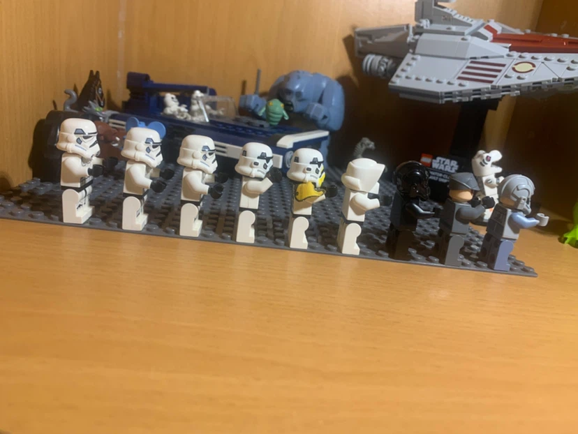 LEGO STAR WARS IMPERIAL TROOP LOT - photo 3