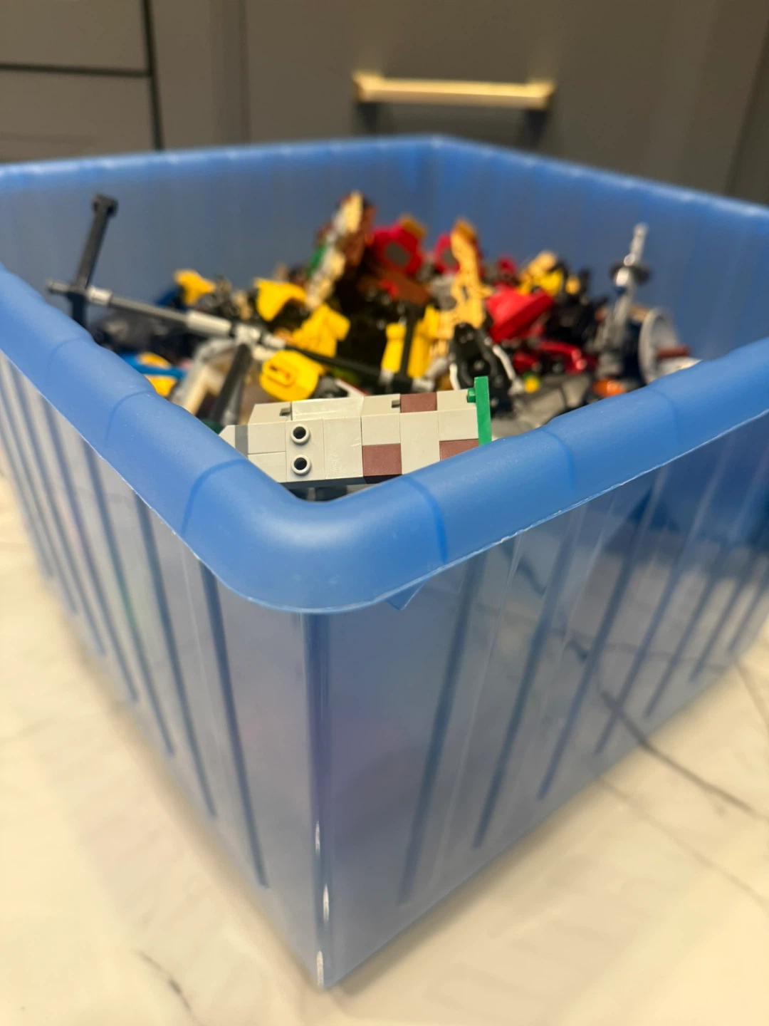 Bulk Lego bin lot - Assorted LEGO Bricks - photo 2