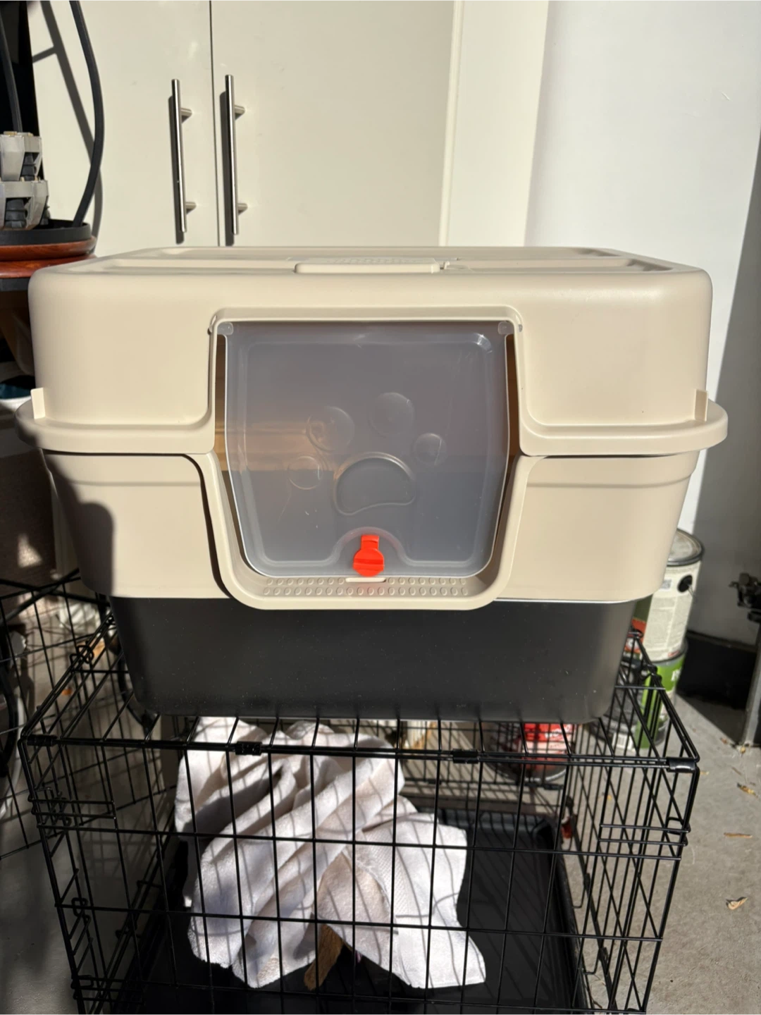 Enclosed  stainless steel Cat Litter Box with door