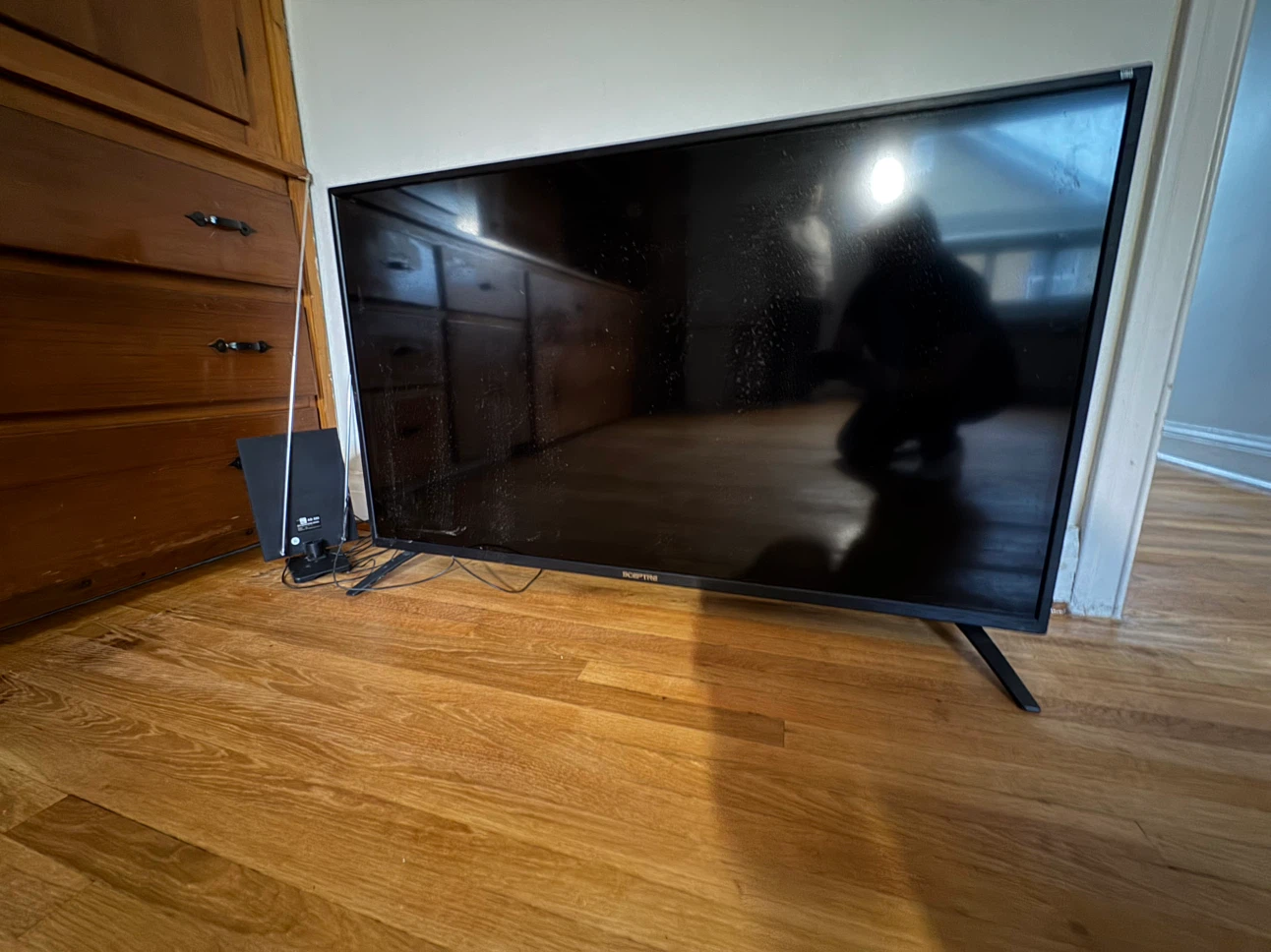 Sceptre UHD Television - photo 2