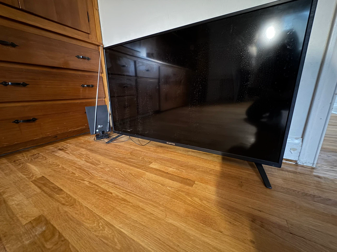 Sceptre UHD Television - photo 3