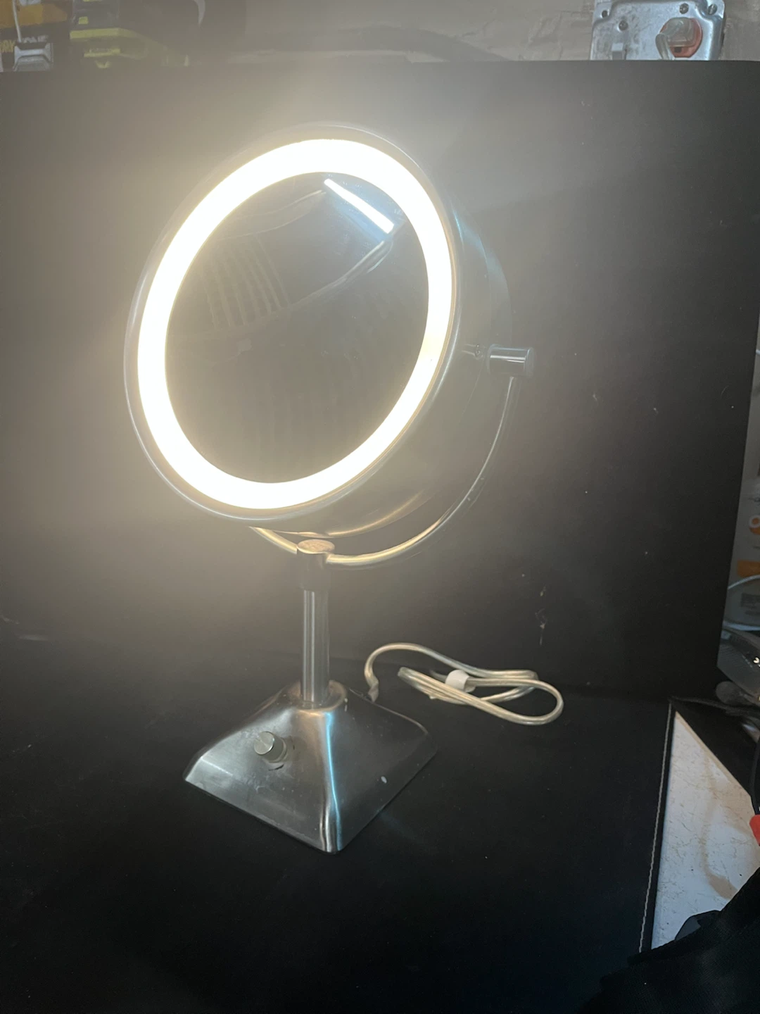 LED Lighted Vanity Mirror - photo 2