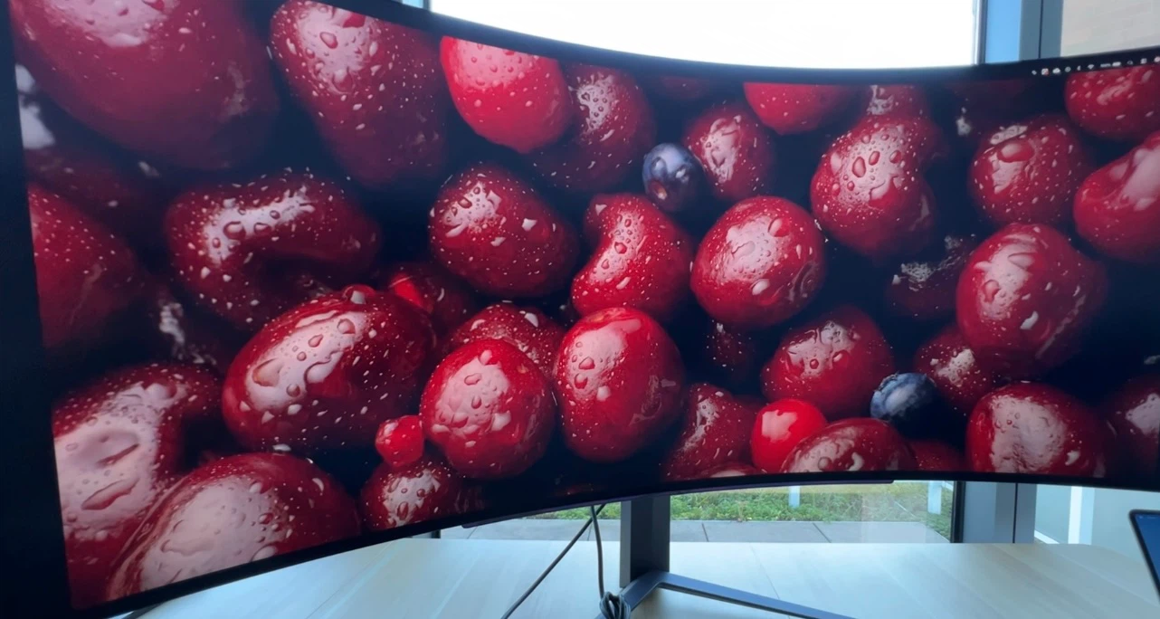 LG UltraGear 45” OLED 240Hz Curved Ultrawide Gaming Monitor