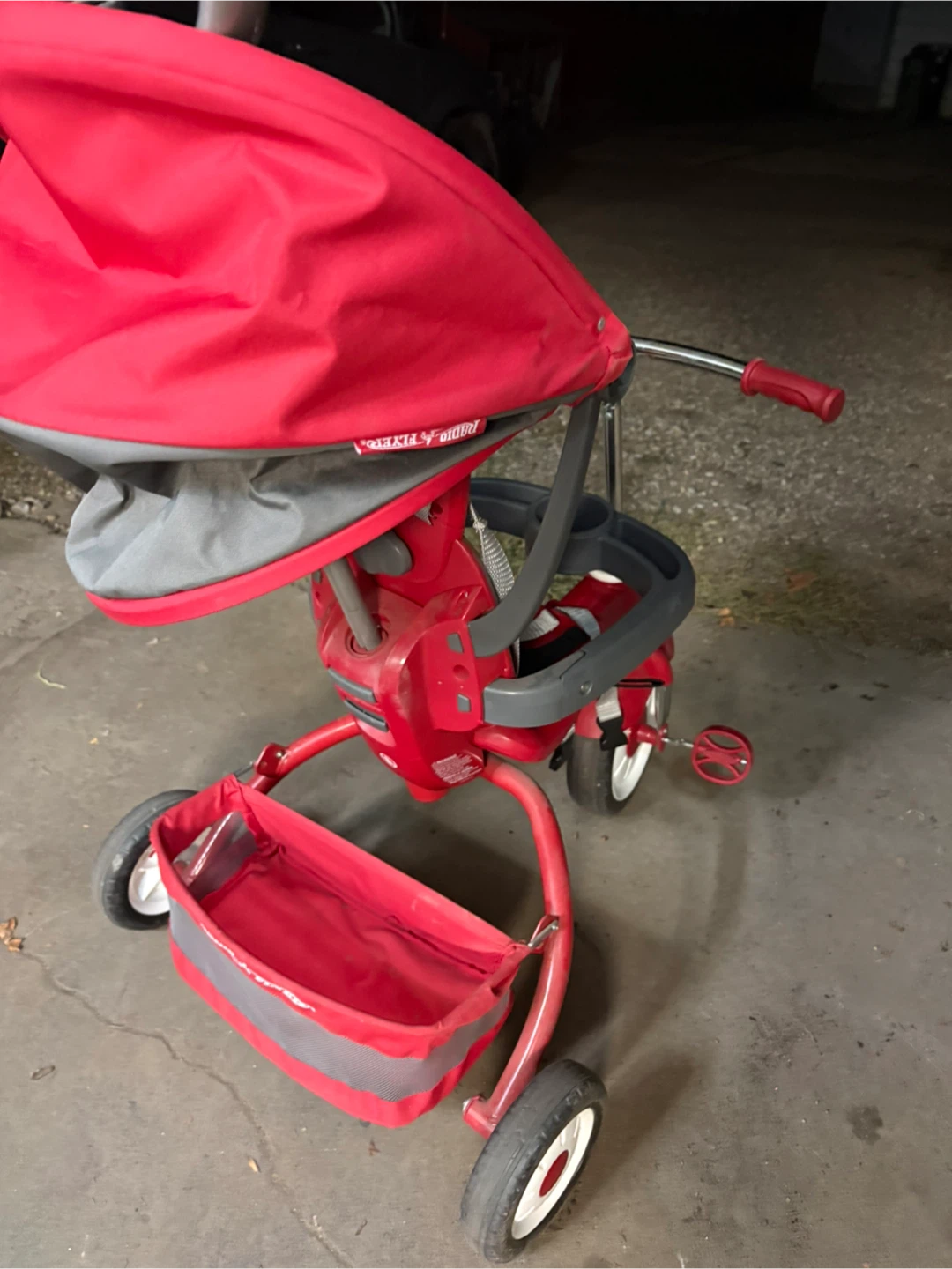 Radio Flyer Stroll 'N Trike$25 - photo 3
