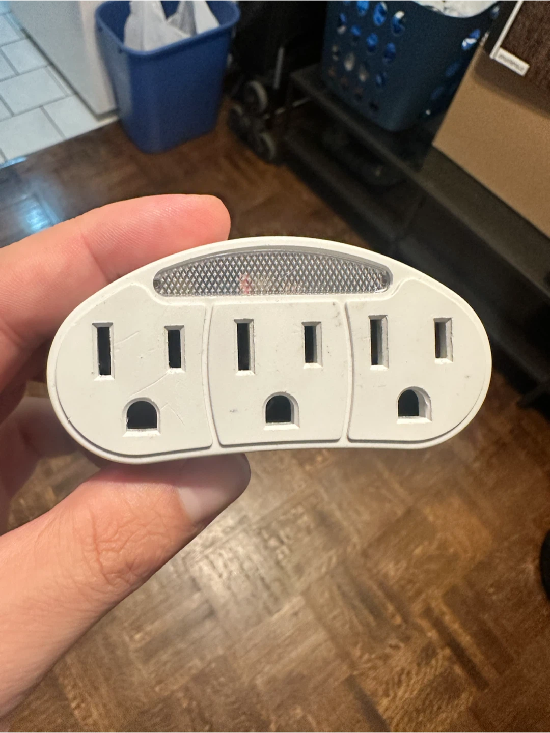 3-Outlet Wall Tap Adapter - photo 3