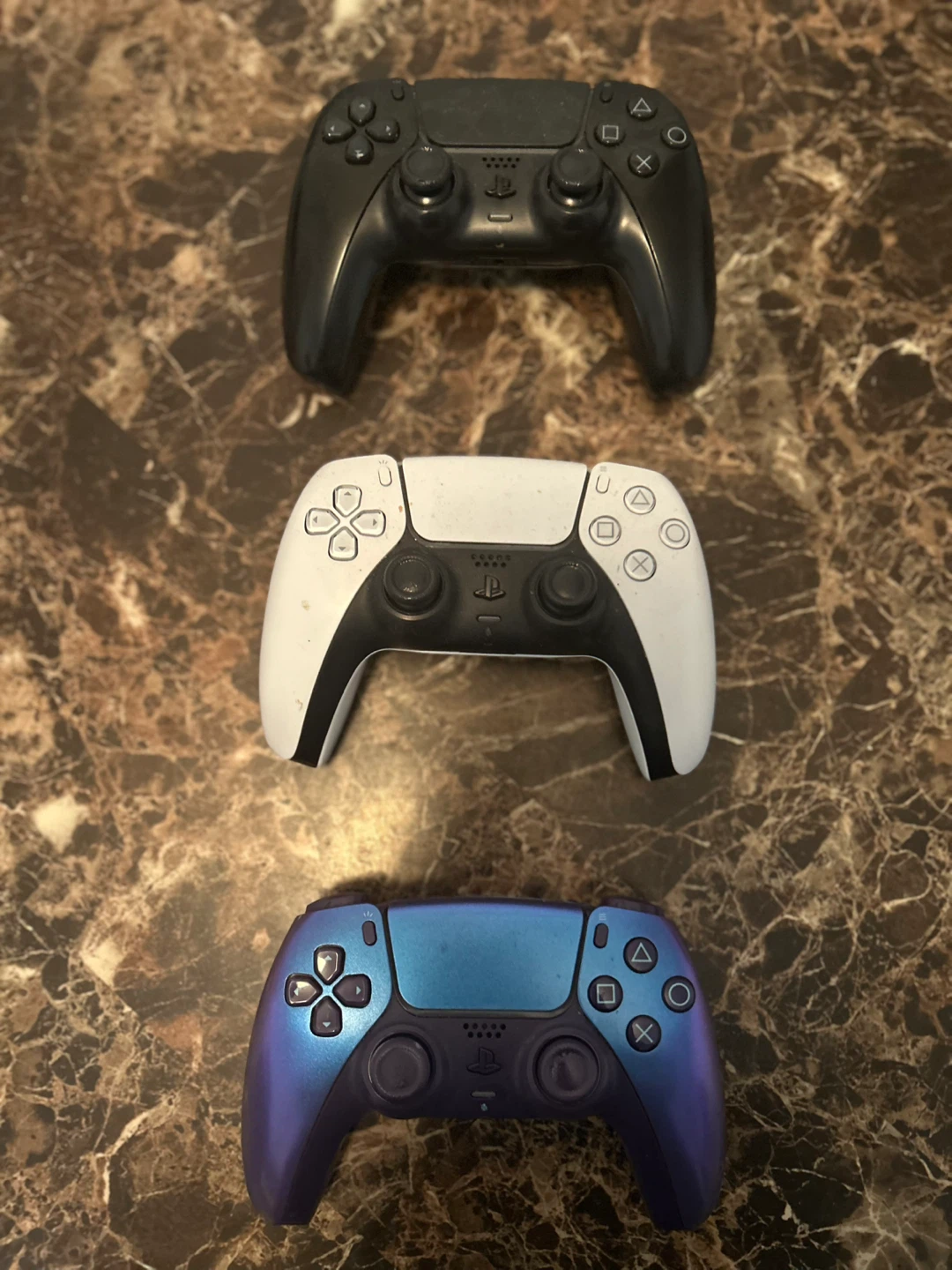 PlayStation 5 controllers