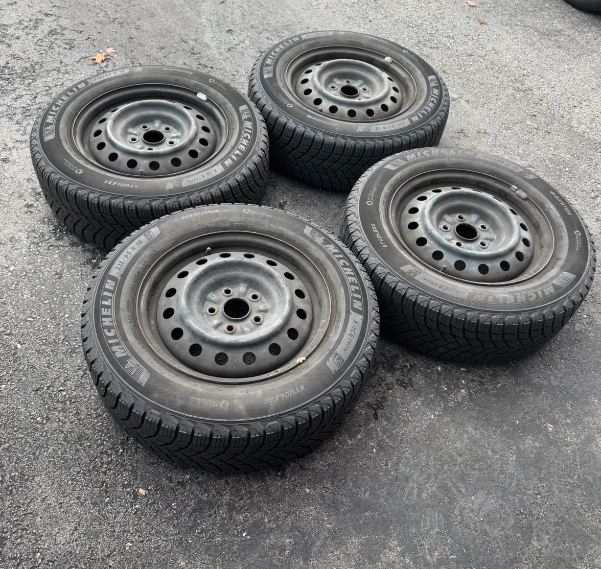 Michelin X-Ice Winter Tires Set 215/65R16