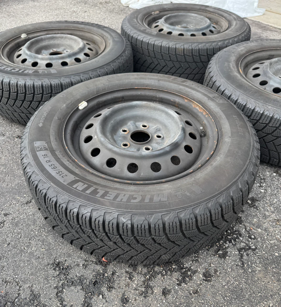 Michelin X-Ice Winter Tires Set 215/65R16 - photo 2