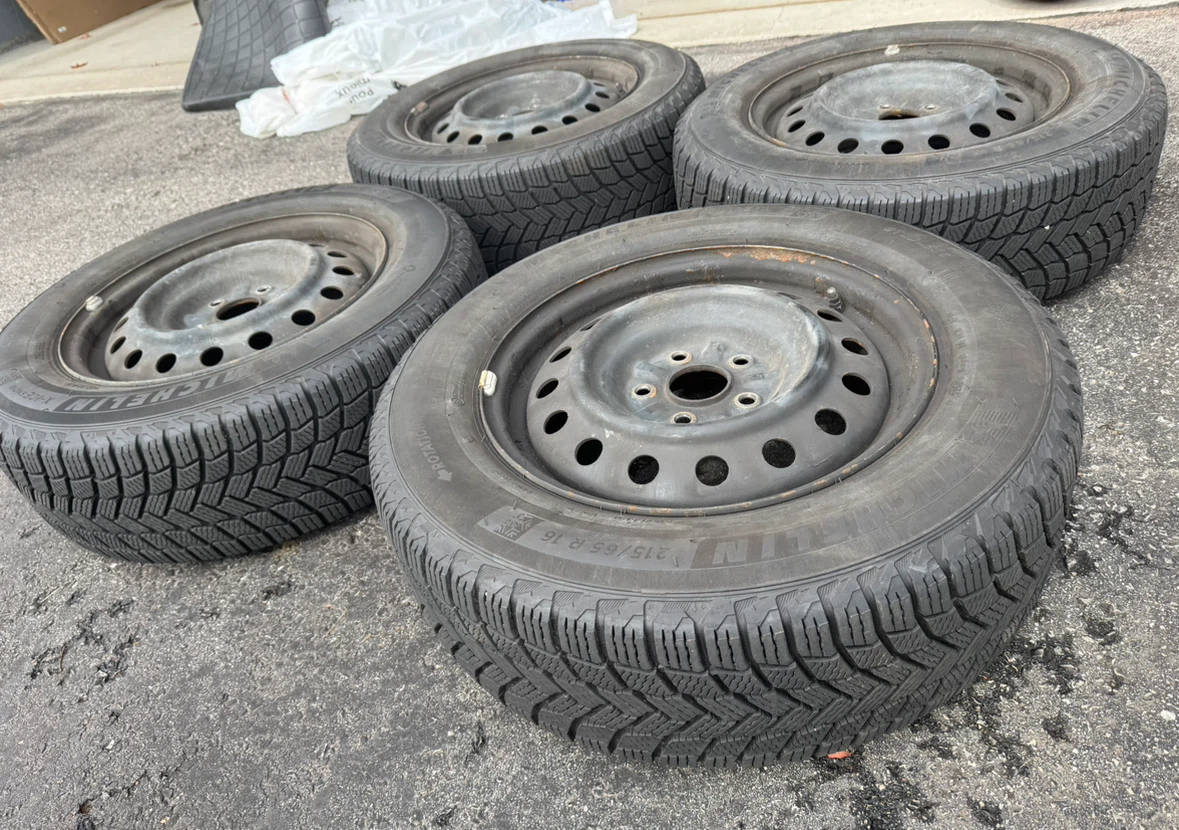 Michelin X-Ice Winter Tires Set 215/65R16 - photo 3