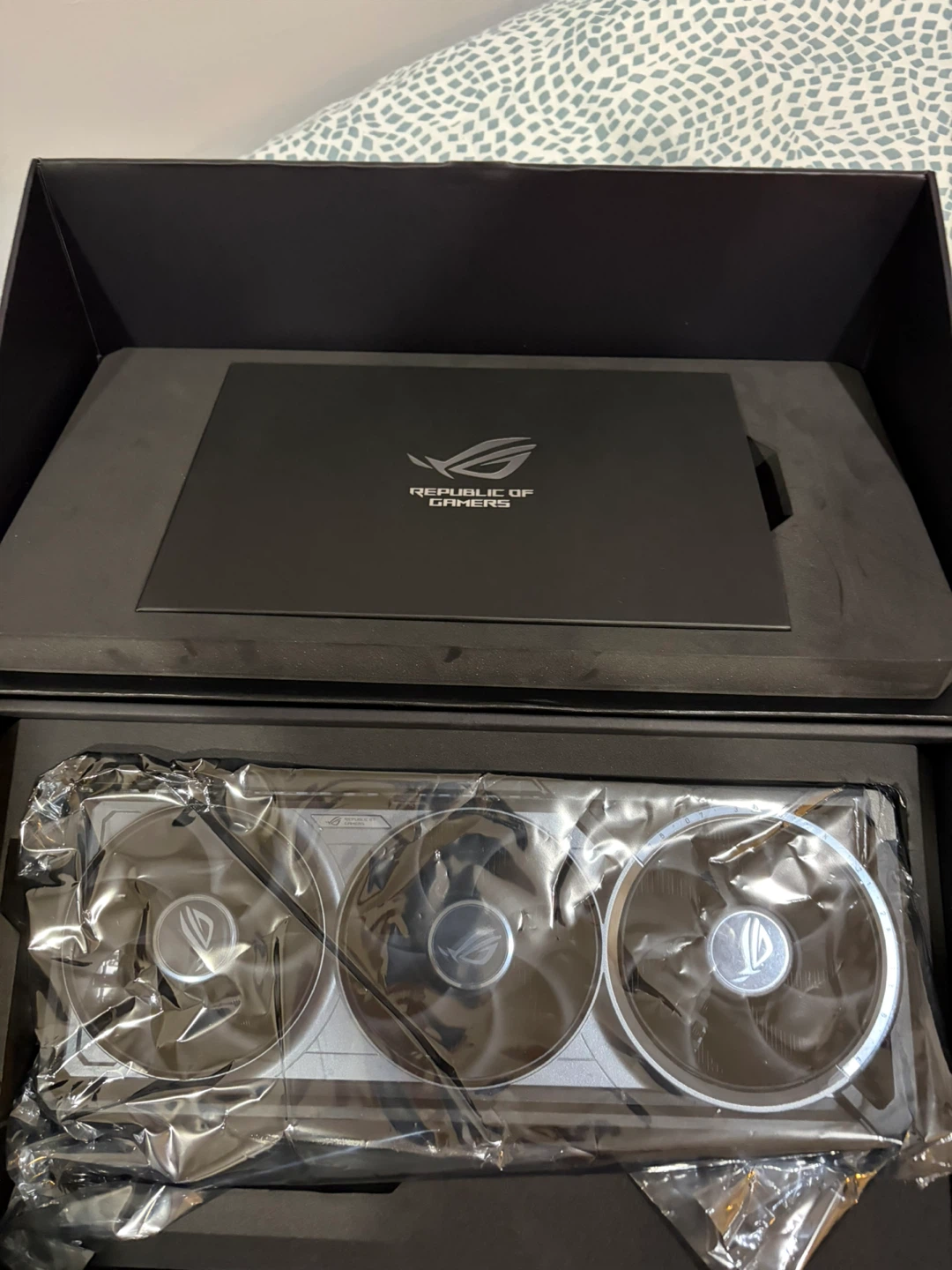 ASUS ROG Astral GeForce RTX 5080 16GB GDDR7 OC Edition - photo 2