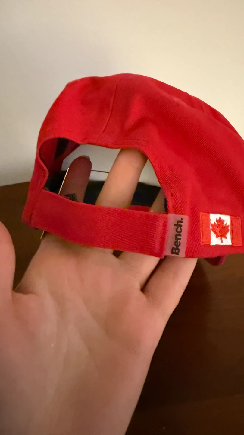 Bench Red Canadian Flag Baseball Cap- Brand New - photo 2
