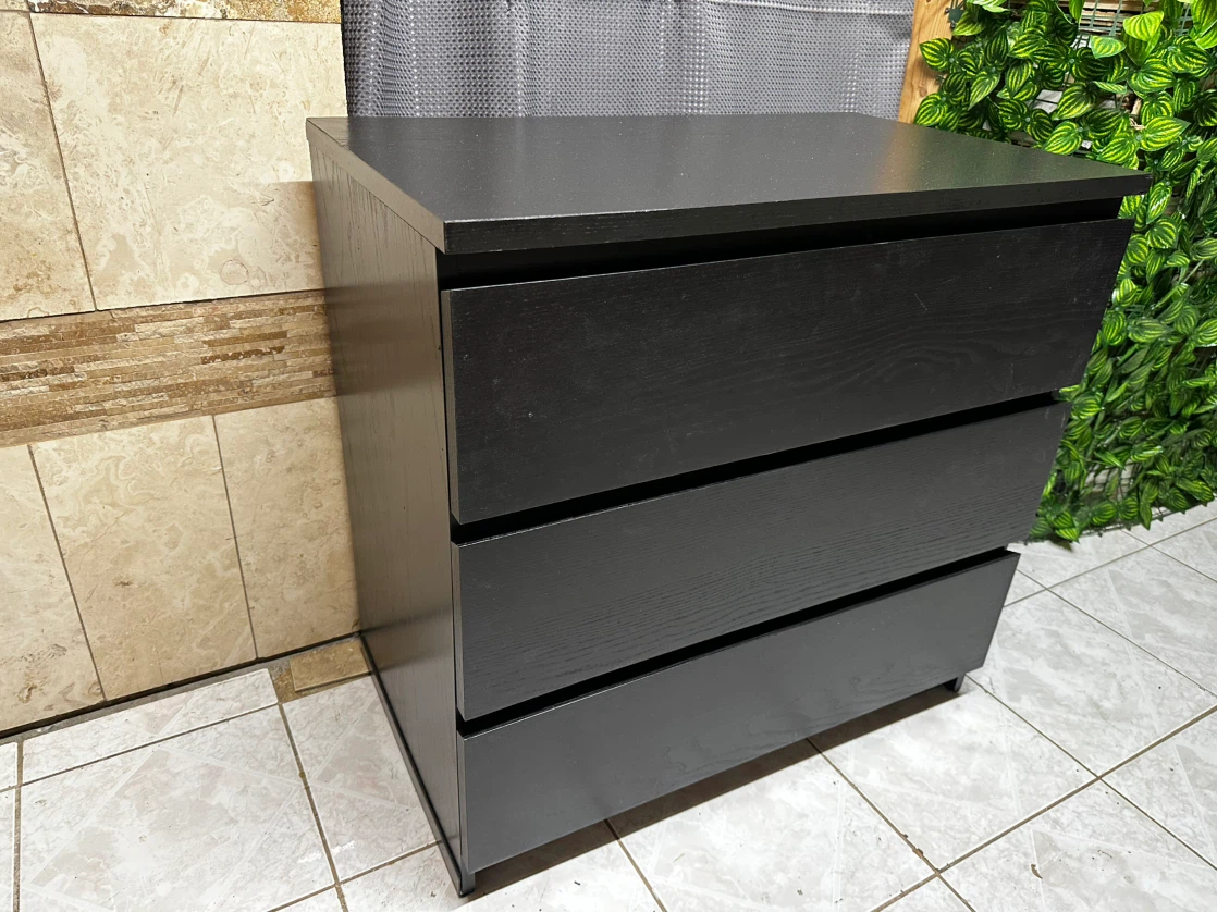Black 3‑Drawer Dresser — Great Condition